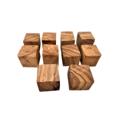 10 DIY-Würfel ca. 1 x 1 x 1 cm aus Olivenholz