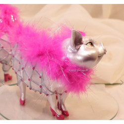 Sparschweinchen als bezaubernde Diva